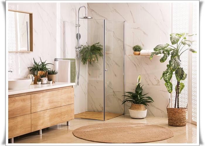 Bitkilerle Süslenmiş Banyo